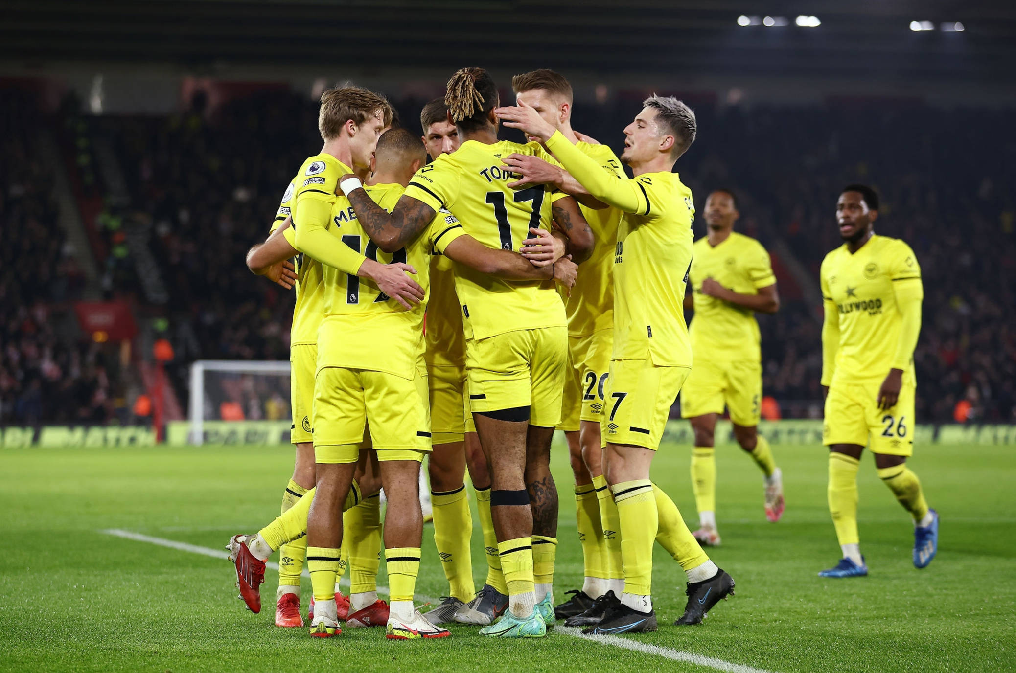 足坛纠葛 足坛纠葛